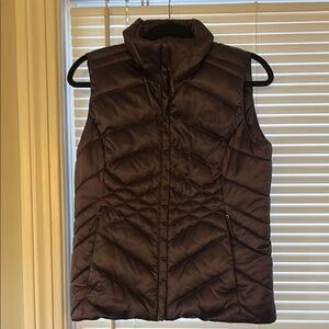 Women's Quilted Puffer Vest - deep purple